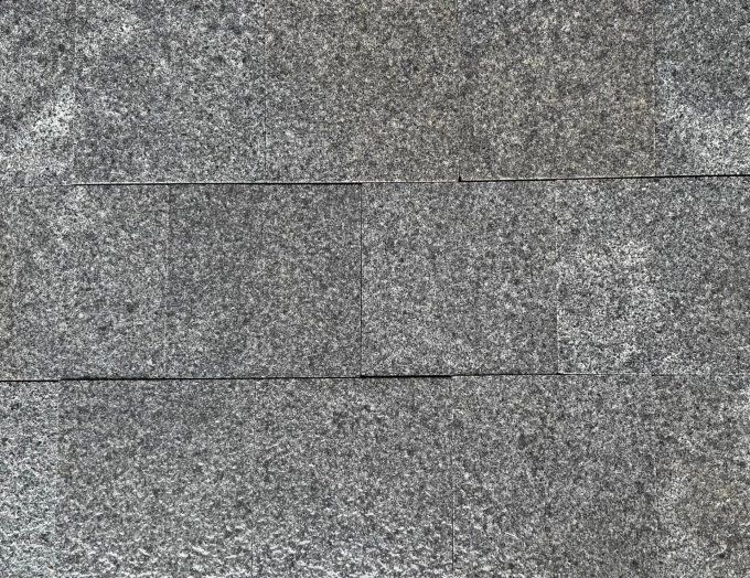 Pavé Granit Gris Galactic - 14/14cm Ep. 4cm - Unité de vente : 44 unités pour 1m²