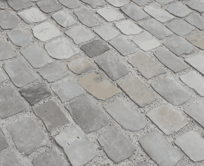 Pavés grès sciés de réemploi 14/20 cm ép. 2/5 cm - unité de vente 1m² (90 kg)