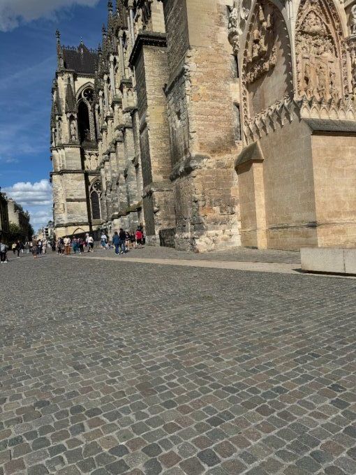 Pavés granit de réemploi 15/12 cm ép. 11/13 cm - unité de vente 1m² ( 220 kg)